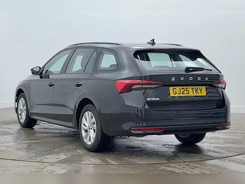 Used Skoda Octavia 2025 for sale - 78196609: Photo