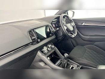 Used Skoda Karoq 2023 for sale - 79174036: Photo