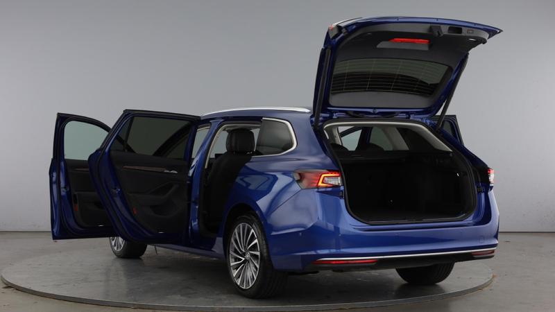 Used Skoda Superb 2024 for sale - 76703145: Photo 11