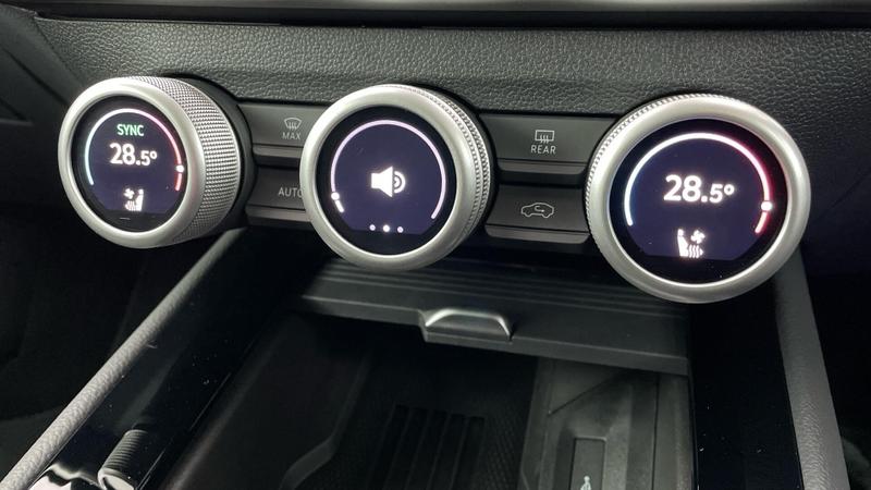 Used Skoda Superb 2024 for sale - 76703145: Photo 17