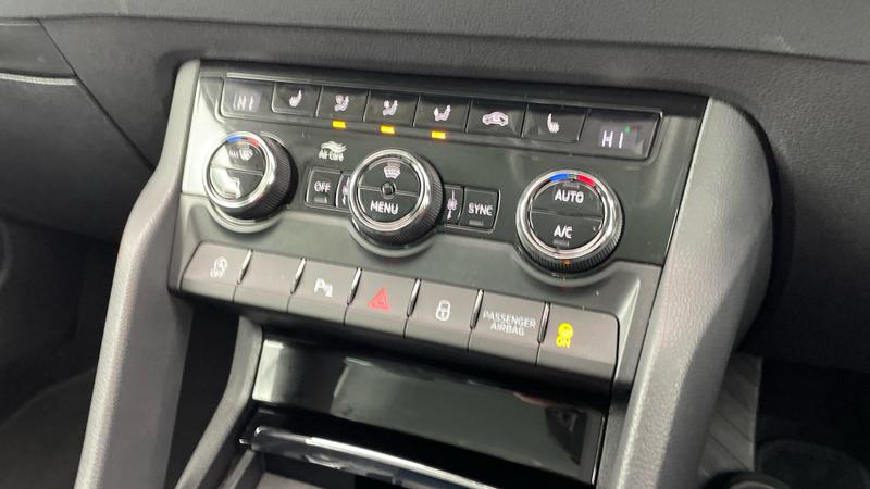 Used Skoda Karoq 2022 for sale - 76703144: Photo 25