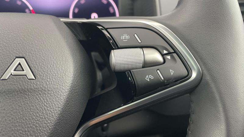 Used Skoda Karoq 2025 for sale - 76265991: Photo 24