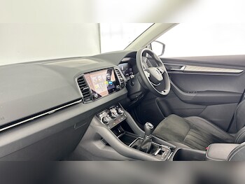 Used Skoda Karoq 2024 for sale - 78745499: Photo