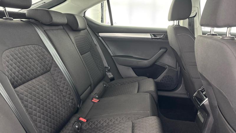 Used Skoda Superb 2024 for sale - 76703146: Photo 31