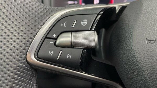 Used Skoda Karoq 2024 for sale - 75517657: Photo 24