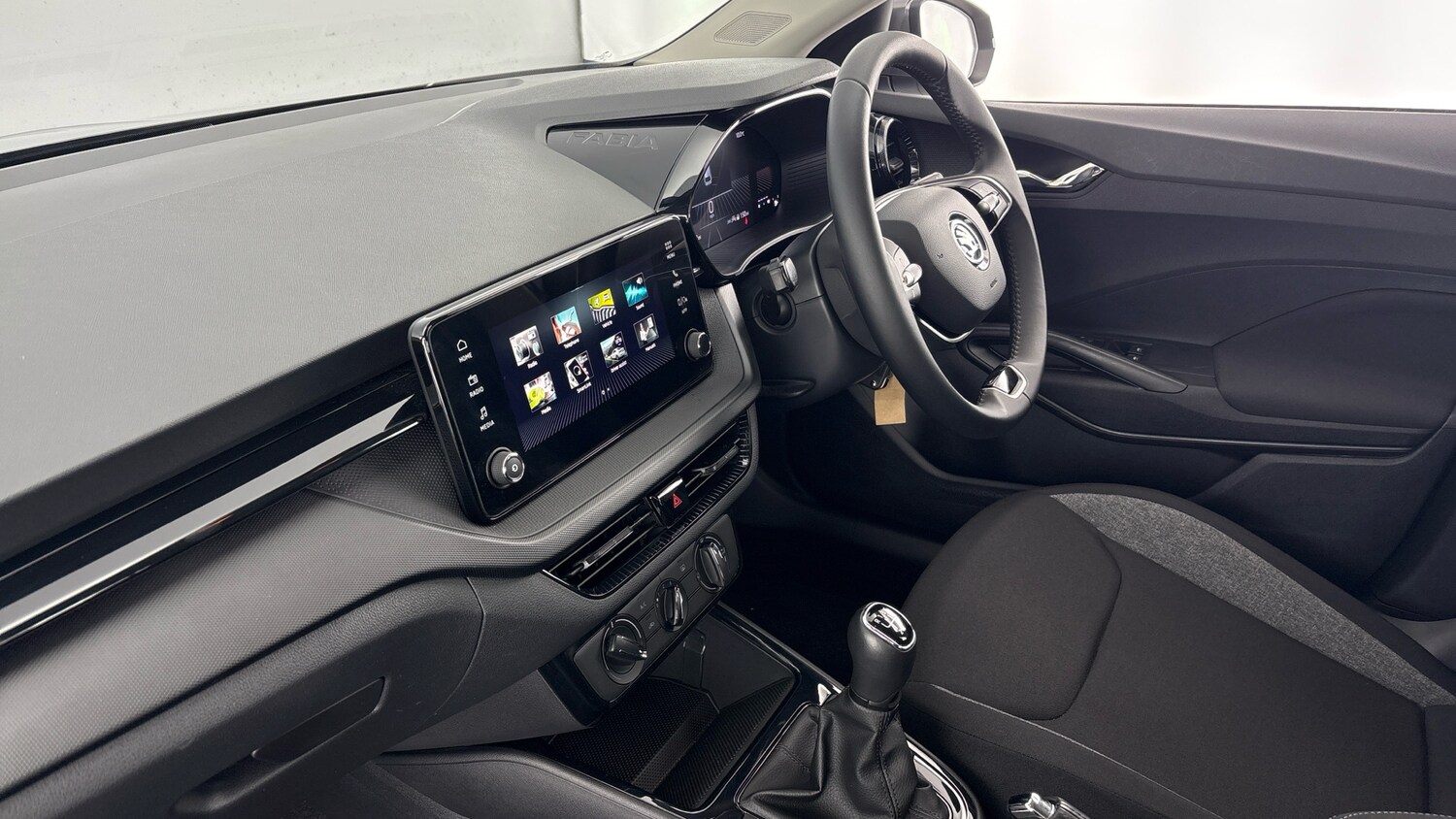 Used Skoda Fabia 2024 for sale - 77602774: Photo 2