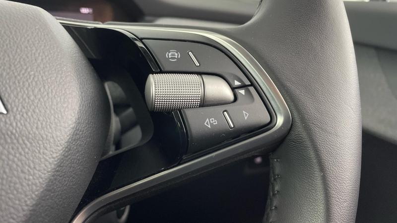 Used Skoda Enyaq 2025 for sale - 75982557: Photo 12