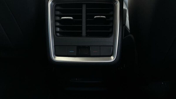 Used Skoda Enyaq 2025 for sale - 75982557: Photo 23