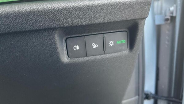 Used Skoda Enyaq 2025 for sale - 75982557: Photo 27