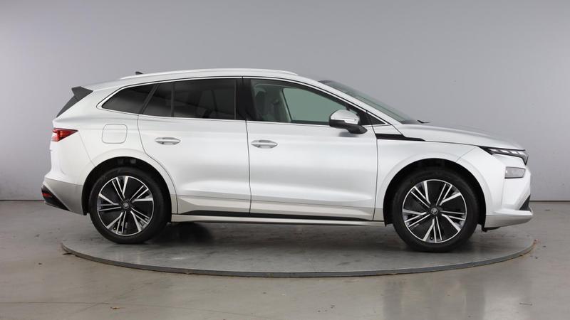 Used Skoda Enyaq 2025 for sale - 75982557: Photo 4