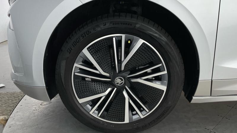 Used Skoda Enyaq 2025 for sale - 75982557: Photo 42