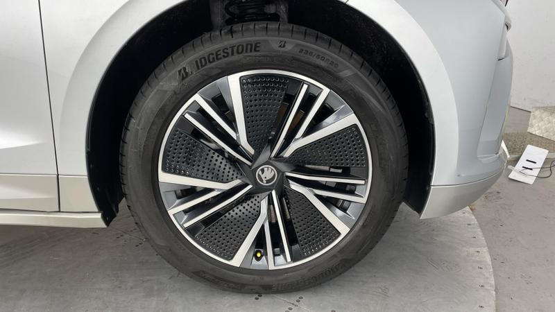 Used Skoda Enyaq 2025 for sale - 75982557: Photo 5