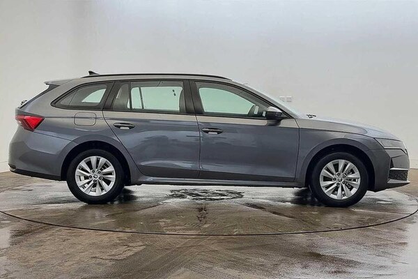 Used Skoda Octavia 2024 for sale - 76273872: Photo 4