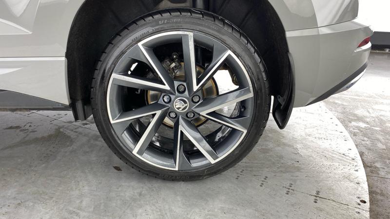 Used Skoda Karoq 2021 for sale - 76797144: Photo 33