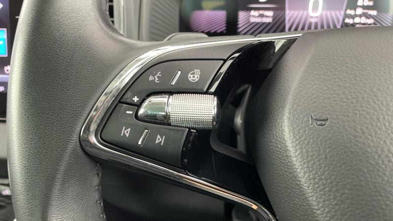 Used Skoda Karoq 2023 for sale - 76097248: Photo 24