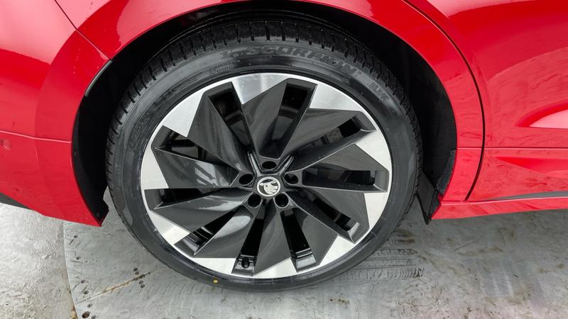 Used Skoda Enyaq 2023 for sale - 76302684: Photo 17