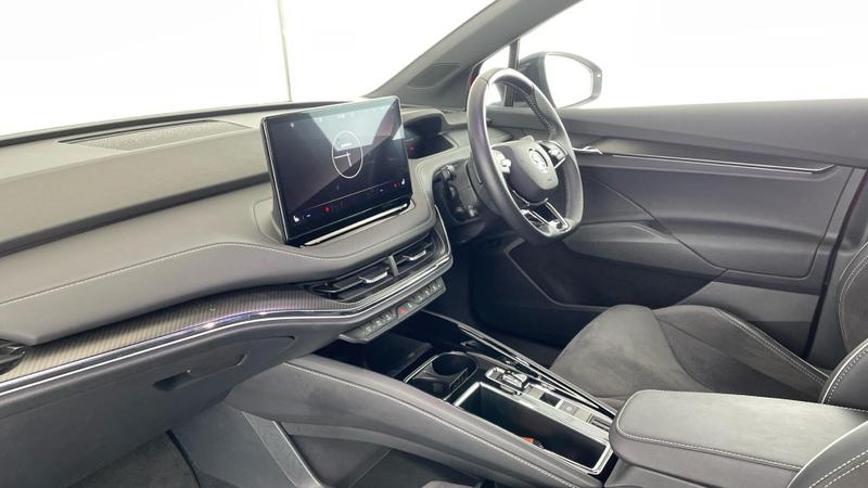 Used Skoda Enyaq 2023 for sale - 76302684: Photo 2