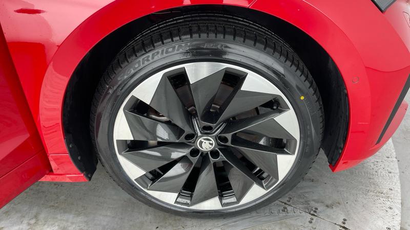 Used Skoda Enyaq 2023 for sale - 76302684: Photo 5