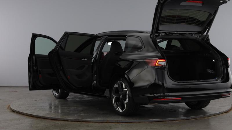 Used Skoda Superb 2025 for sale - 77186945: Photo 11