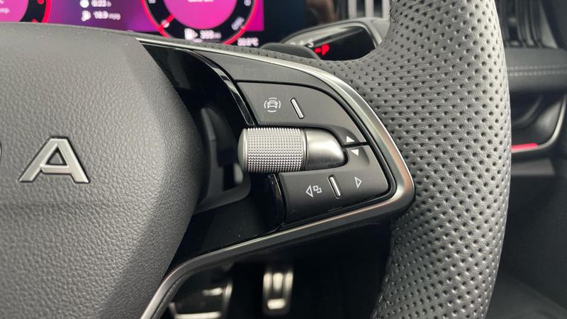 Used Skoda Superb 2025 for sale - 77186945: Photo 12