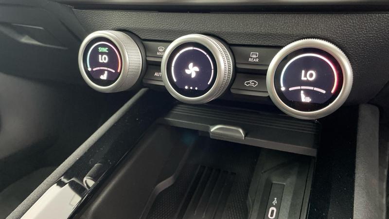 Used Skoda Superb 2025 for sale - 77186945: Photo 15