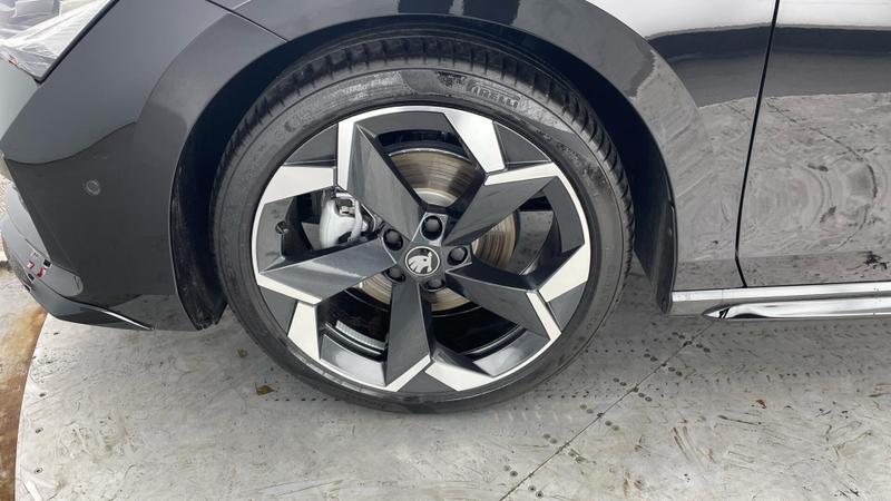 Used Skoda Superb 2025 for sale - 77186945: Photo 45