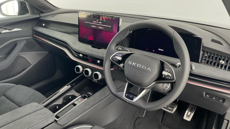 Used Skoda Superb 2025 for sale - 77186945: Photo 6