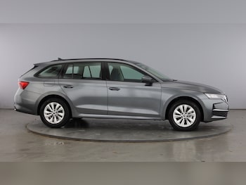 Used Skoda Octavia 2025 for sale - 77602792: Photo