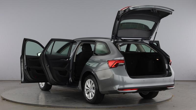 Used Skoda Octavia 2024 for sale - 76611272: Photo 12