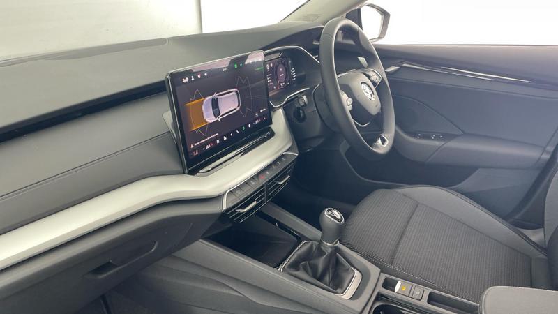 Used Skoda Octavia 2024 for sale - 76611272: Photo 2