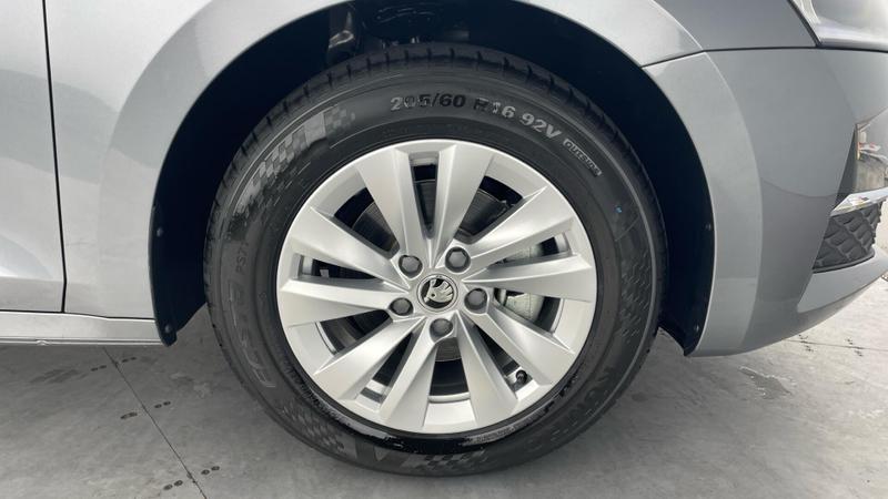 Used Skoda Octavia 2024 for sale - 76611272: Photo 5