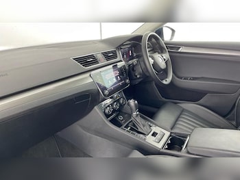 Used Skoda Superb 2023 for sale - 76391363: Photo