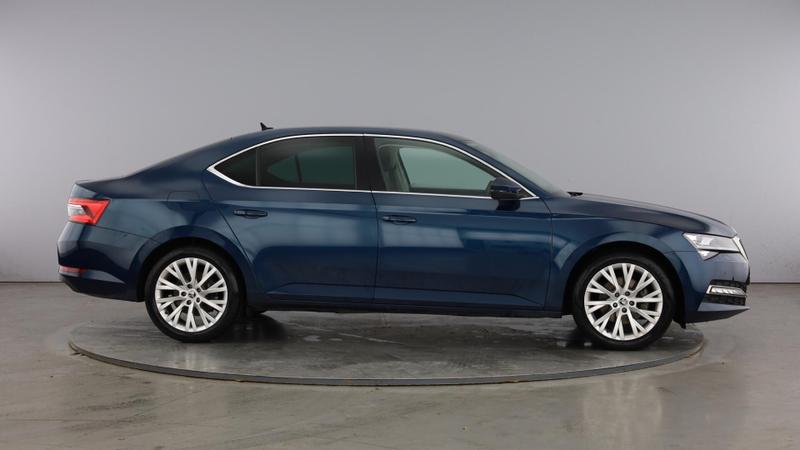 Used Skoda Superb 2023 for sale - 76391363: Photo 4