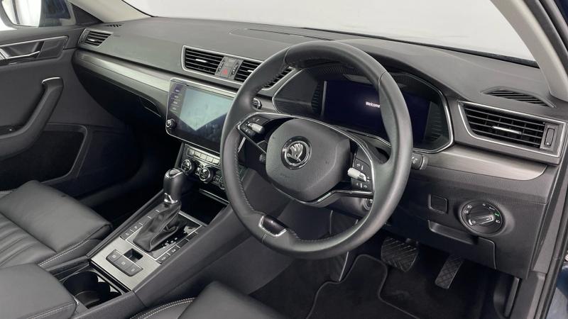 Used Skoda Superb 2023 for sale - 76391363: Photo 6
