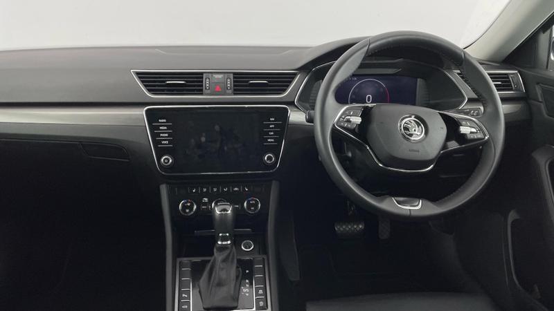 Used Skoda Superb 2023 for sale - 76391363: Photo 8