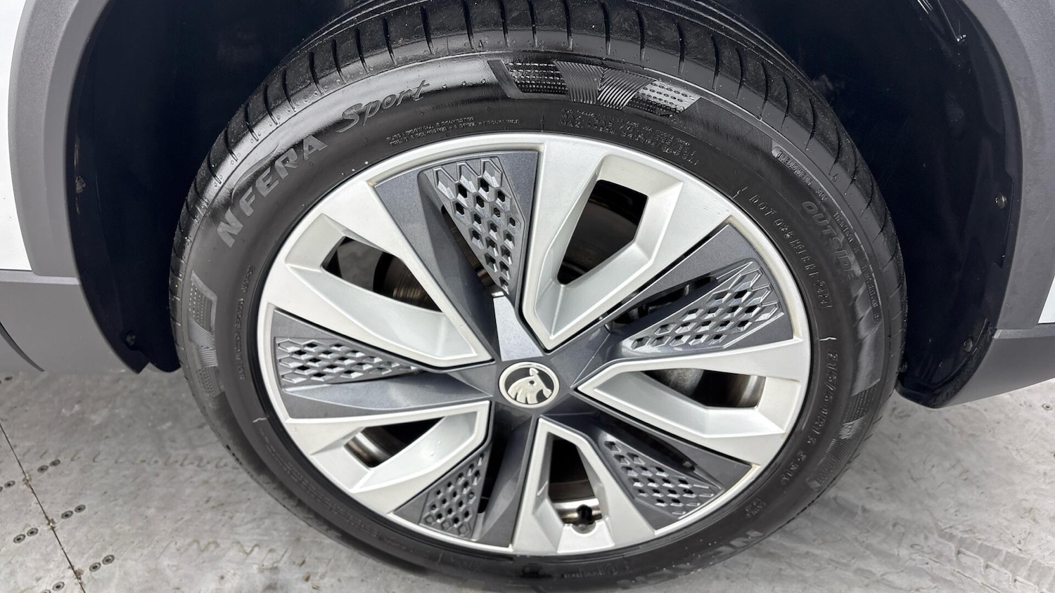 Used Skoda Karoq 2024 for sale - 77504991: Photo 5