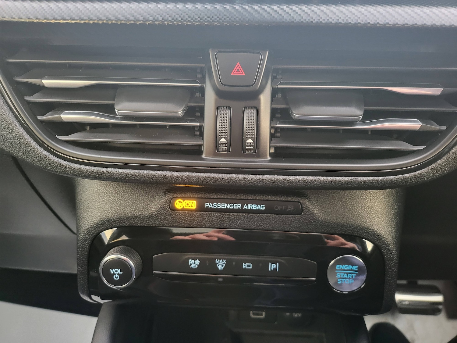 Used Ford Kuga 2024 for sale - 77125880: Photo 27