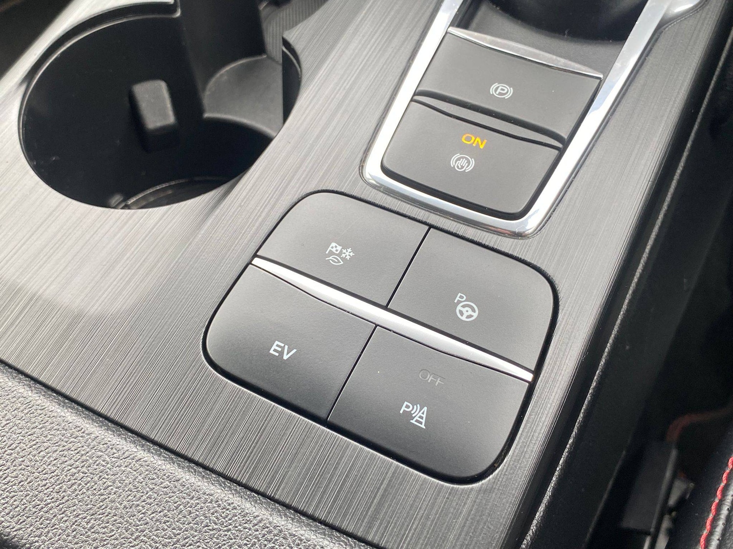 Used Ford Kuga 2024 for sale - 78180629: Photo 25