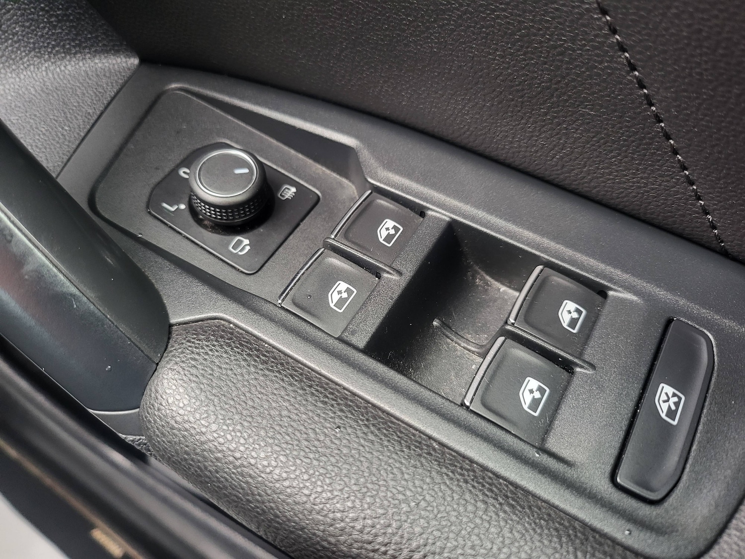 Used Volkswagen Tiguan 2020 for sale - 77702021: Photo 40