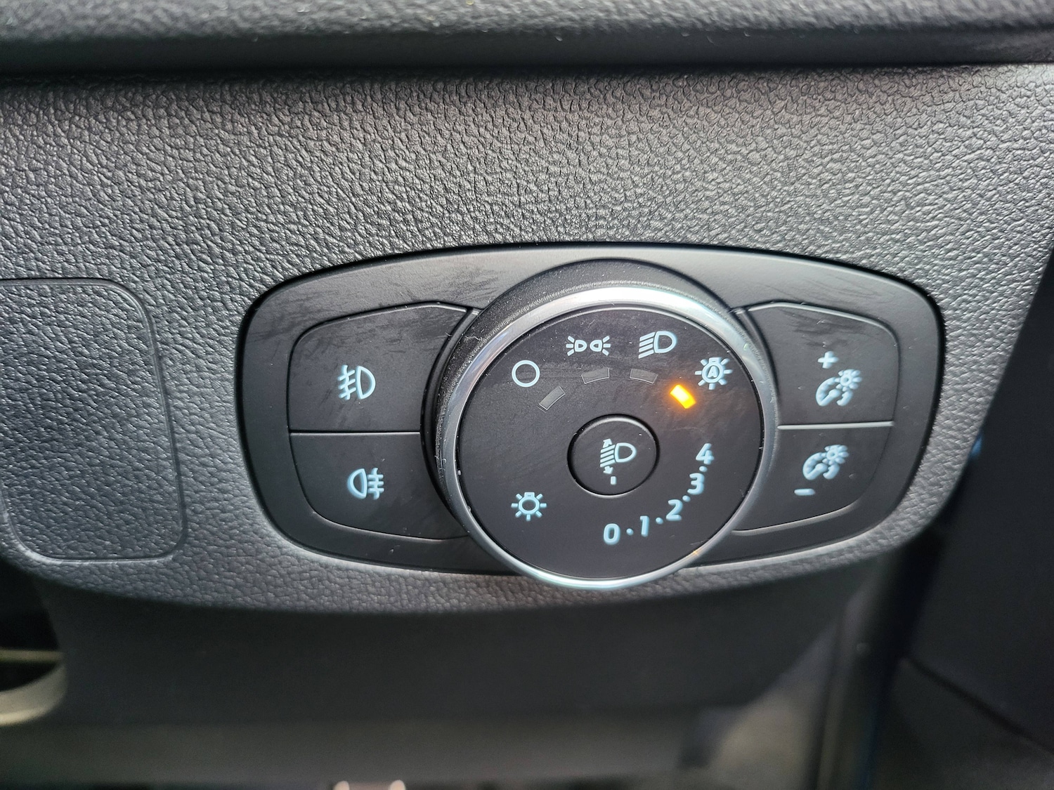 Used Ford Focus 2023 for sale - 77546117: Photo 25