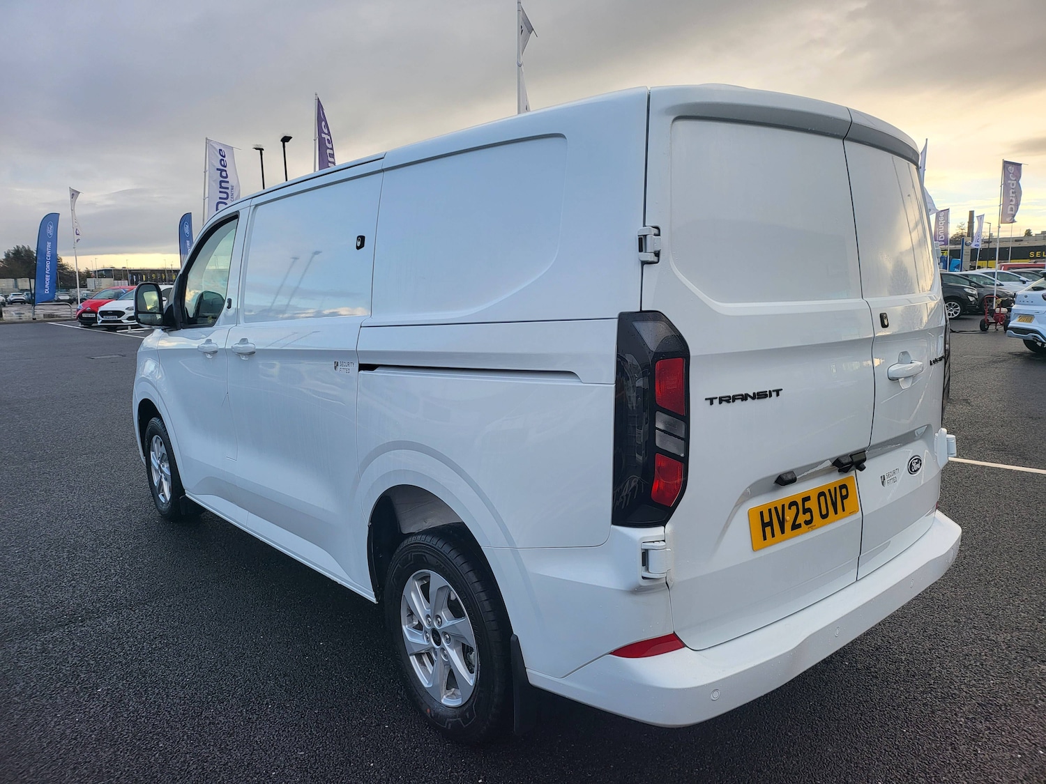 Used Ford Transit Custom 2025 for sale - 76685511: Photo 2