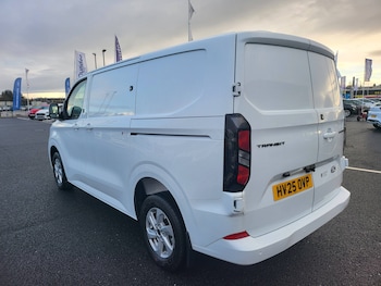 Used Ford Transit Custom 2025 for sale - 76685511: Photo