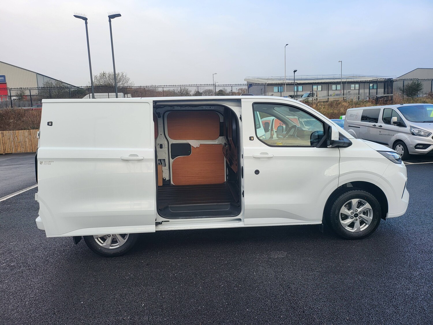 Used Ford Transit Custom 2025 for sale - 76685511: Photo 4