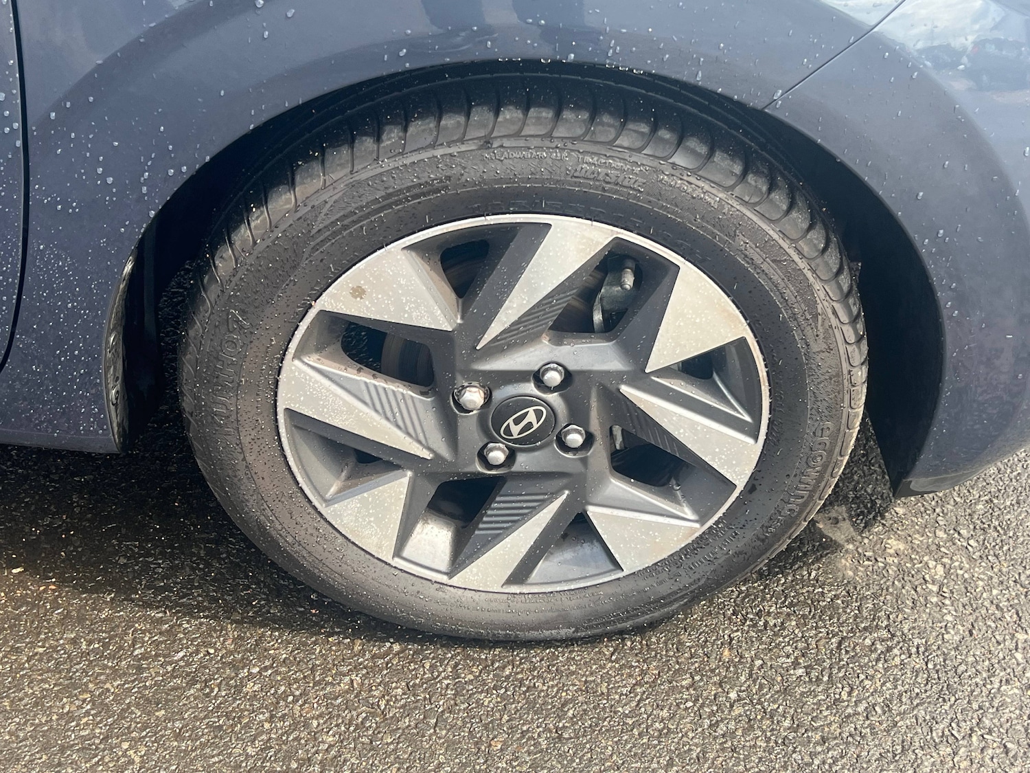 Used Hyundai i10 2024 for sale - 76492350: Photo 10