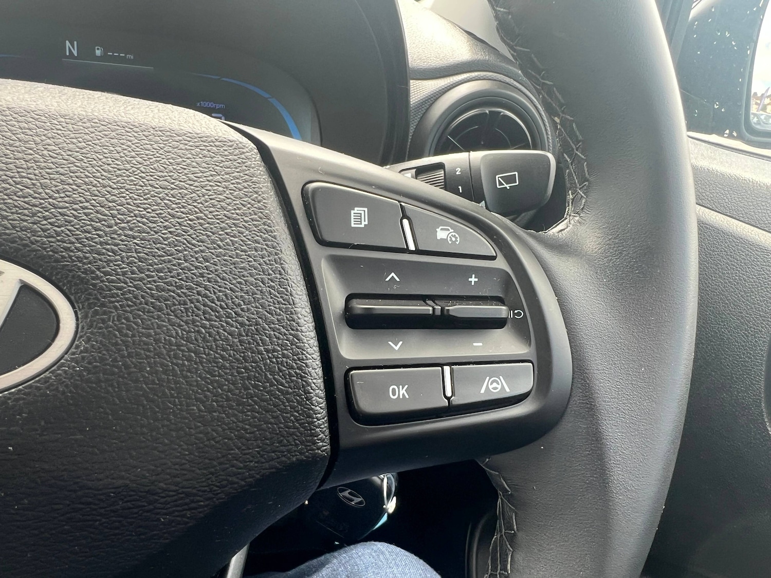 Used Hyundai i10 2024 for sale - 76492350: Photo 22