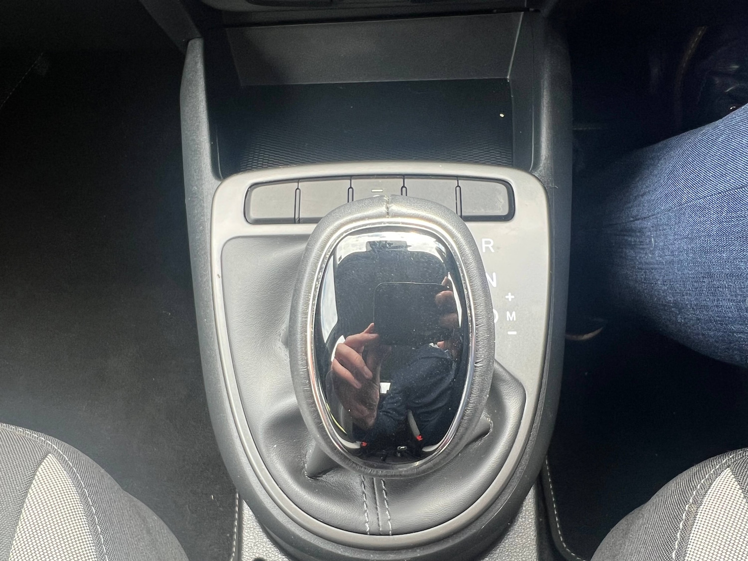 Used Hyundai i10 2024 for sale - 76492350: Photo 24