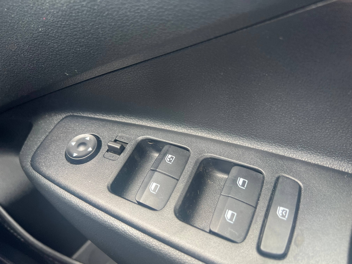 Used Hyundai i10 2024 for sale - 76492350: Photo 27