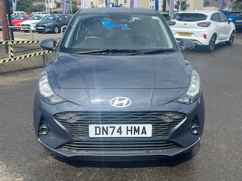 Used Hyundai i10 2024 for sale - 76492350: Photo