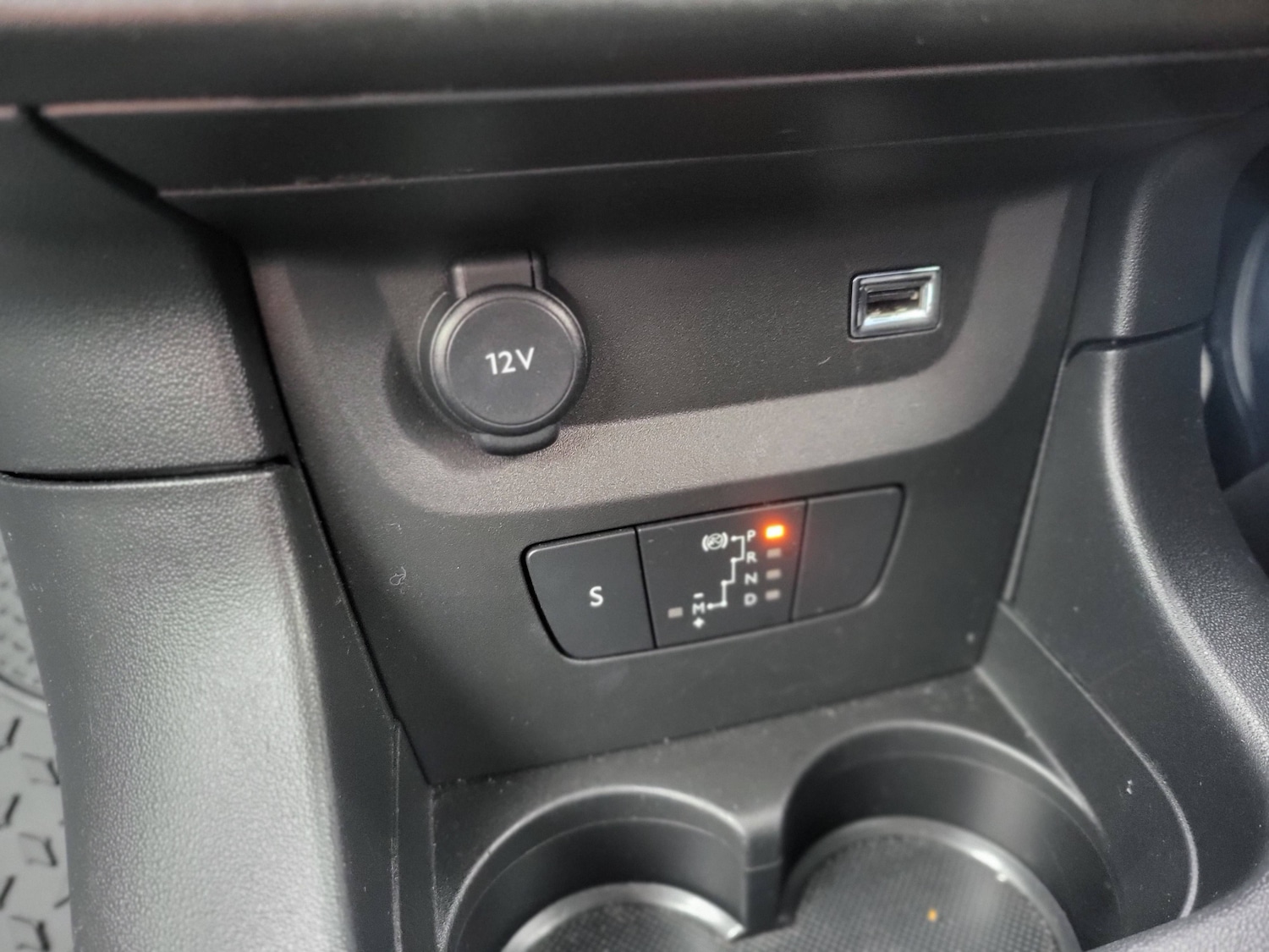 Used Citroen C3 2023 for sale - 76982828: Photo 21