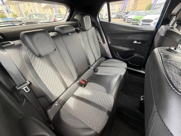 Used Peugeot 2008 2023 for sale - 75542232: Photo 10